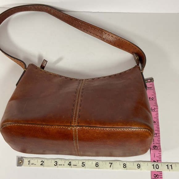 Vintage Fossil Leather Shoulder Bag - Picture 8 of 15